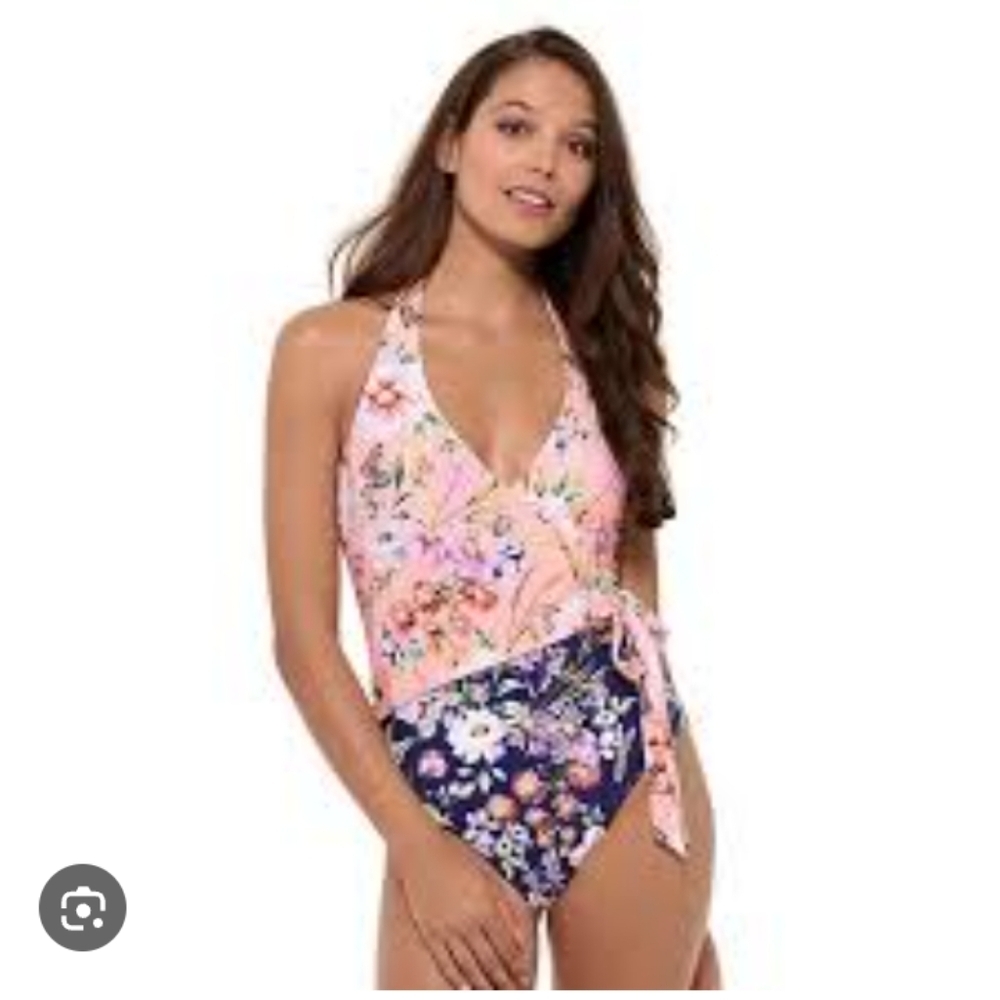 Freshwater Plus Size Wrap Side Bow Floral Beach Vacation Pool Swimsuit 2X